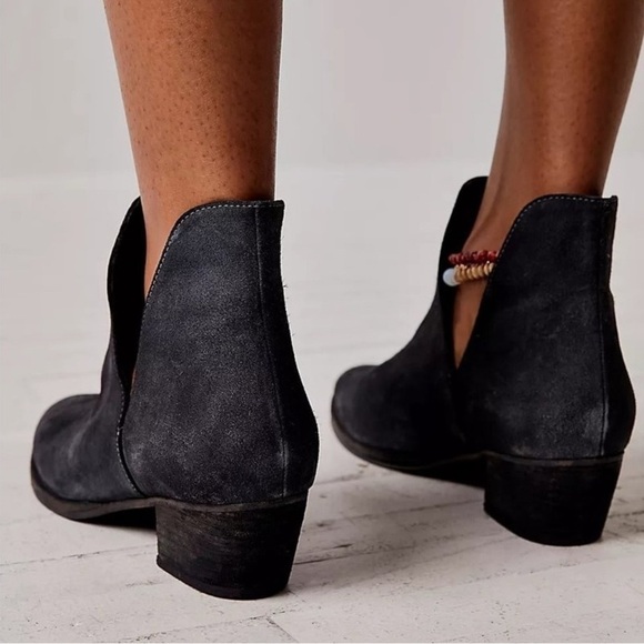 Free People Charm Double-V Ankle Bootie in Navy Suede‎ - Picture 2 of 8